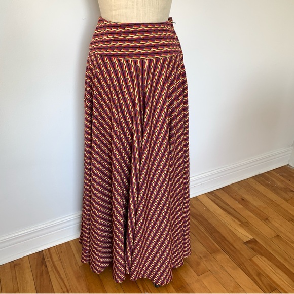 Vintage Knit Skirt Bohemian Gypsy - Picture 3 of 8